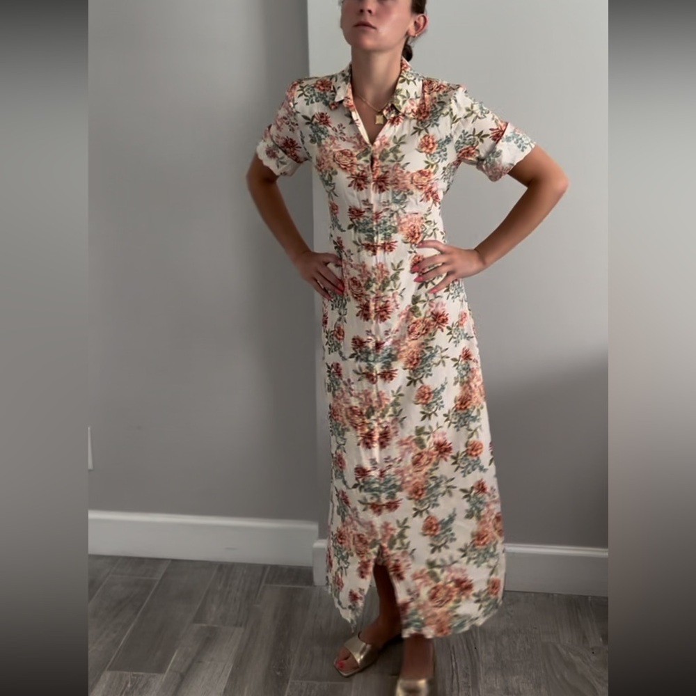 Dress - Picture 3 of 4